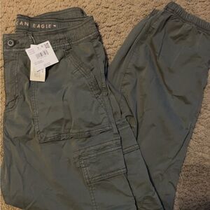 American Eagle Outfitters Men's Olive Cargo Pants